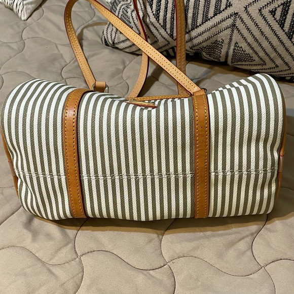 Dooney and Bourke Handbag Tan and White stripe never used - Picture 2 of 5